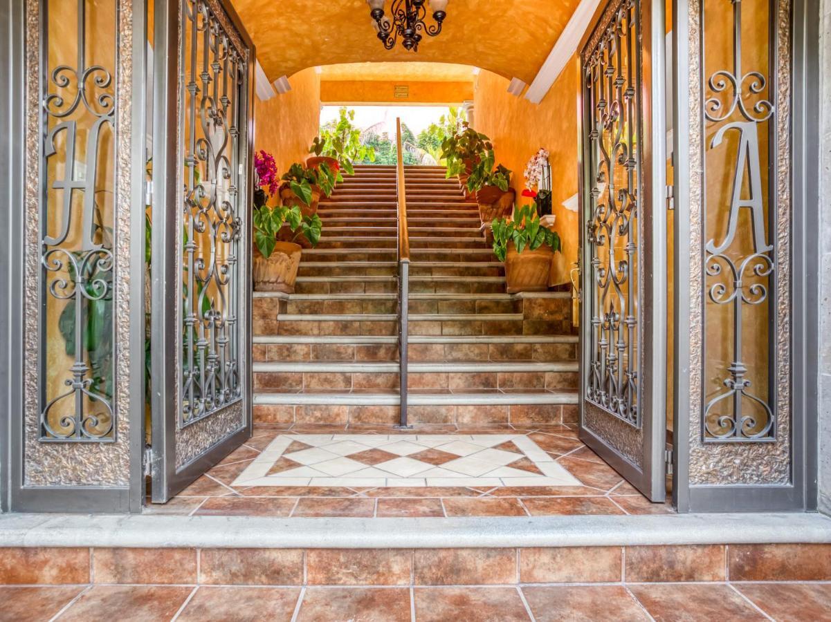 Casa Anturio Hotel Cuernavaca Buitenkant foto